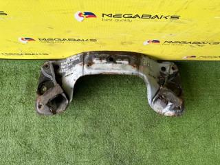Балка под двс TOYOTA HIACE KZH100 1KZ 2WD 1 ракурс Балка под двс TOYOTA HIACE KZH100 1KZ 2WD 1 ракурс