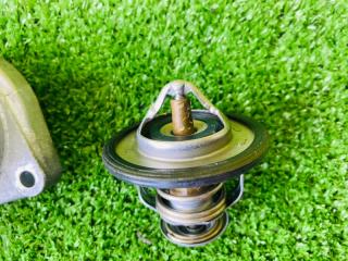 Корпус термостата SUBARU IMPREZA GP3 FB16 21210AA210 3 ракурс