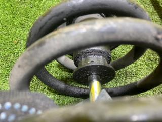 Стойка передняя MITSUBISHI DIAMANTE F41A 6G73 MR333984 3 ракурс
