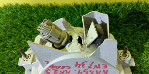 Катафот в бампер задний NISSAN CEDRIC ENY34 RB25DET 26580AG000 4 ракурс