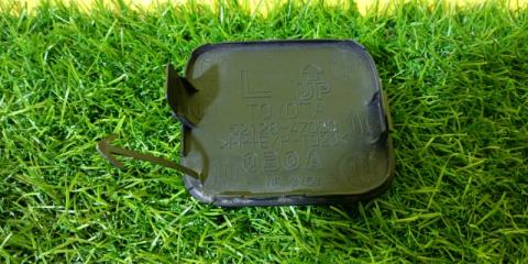 Заглушка бампера левая передняя TOYOTA PRIUS ALPHA ZVW41 2ZR-FXE 52128-47020 1 ракурс