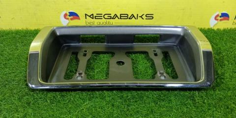 Накладка на багажник TOYOTA CROWN JZS173 1JZ-GE 76801-30080 2 ракурс