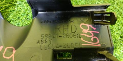 Накладка на торпеду TOYOTA HIACE KDH205 58941-26060 3 ракурс