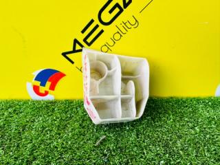 Крепление бампера левое заднее TOYOTA RACTIS NCP100 52563-52010 1 ракурс