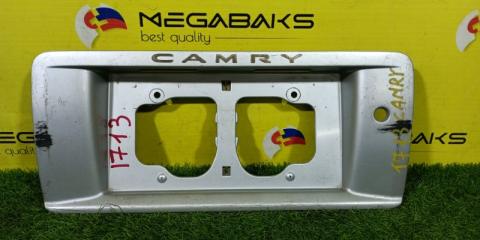 Накладка на багажник TOYOTA CAMRY SV40 76811-32020 1 ракурс