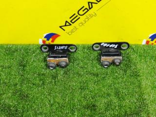 Петли 5-й двери TOYOTA RACTIS SCP100 6880152010 2 ракурс