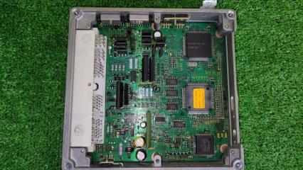 Блок управления efi SUBARU LEGACY BG5 EJ20H 22644 AA581 1 ракурс