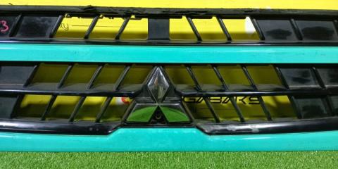 Решетка радиатора MITSUBISHI FUSO FIGHTER FK62FZ 6M60T MK486428 2 ракурс