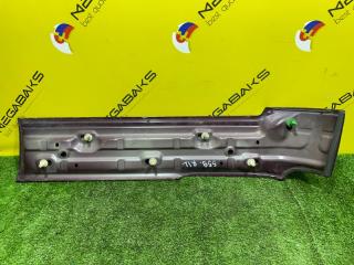 Планка под стоп левая задняя TOYOTA ISIS ANM10 3 ракурс