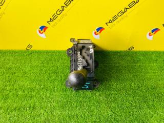 Селектор акпп TOYOTA RACTIS NCP105 1 ракурс
