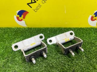 Петли 5-й двери NISSAN WINGROAD Y12 90400CV00A 3 ракурс