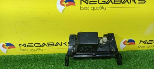 Бардачок TOYOTA COROLLA AXIO NZE141 1NZ-FE 3 ракурс