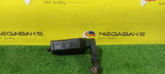Блок предохранителей NISSAN WINGROAD WHNY11 QG18DE 2 ракурс