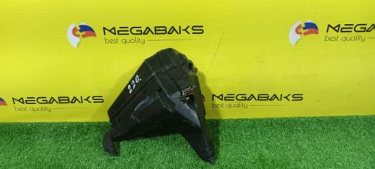 Блок предохранителей TOYOTA REGIUS RCH47W 3RZ-FE 2 ракурс