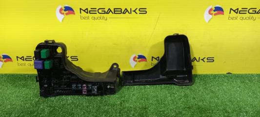 Блок предохранителей TOYOTA MARK II BLIT GX110 1G-FE 4 ракурс