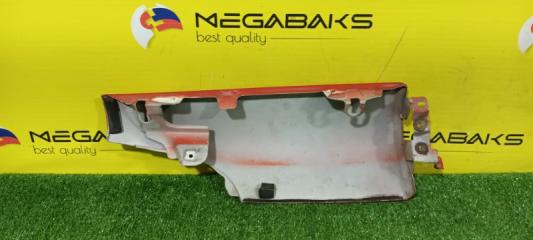 Щечка правая ISUZU ELF NKR71E 2 ракурс