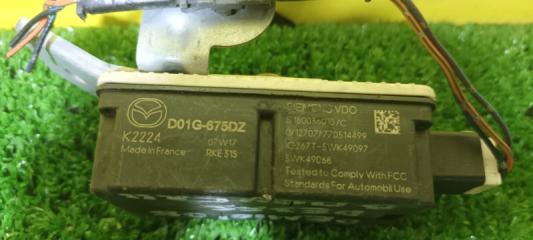 Электронный блок MAZDA DEMIO DE3FS D01G-675DZ 2 ракурс