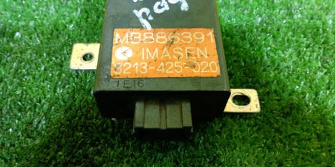 Электронный блок MITSUBISHI PAJERO V24W MB886391 2 ракурс