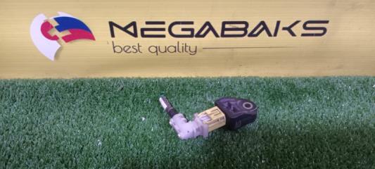 Датчик airbag TOYOTA PRIUS ZVW30 2ZR-FXE 89173-75010 1 ракурс