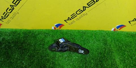 Датчик airbag правый TOYOTA PRIUS NHW20 89173-47040 1 ракурс