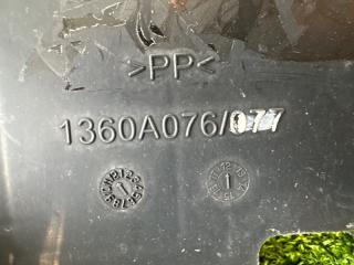 Защита радиатора передняя MITSUBISHI MIRAGE A05A 3A90 1360A076 3 ракурс