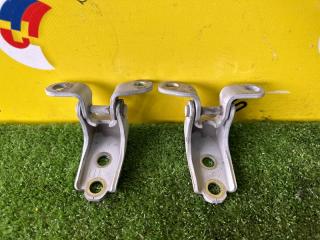 Петля дверная правая HONDA INTEGRA DC5 K20A 67410S6M003ZZ 2 ракурс