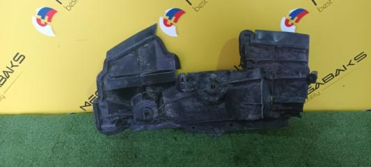 Защита радиатора правая TOYOTA CROWN AWS210 2AR-FSE 5315330240 2 ракурс