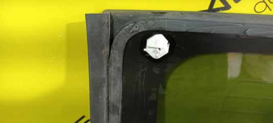 Стекло собачника правое TOYOTA PORTE NNP11 1NZ-FE 6271052150 3 ракурс