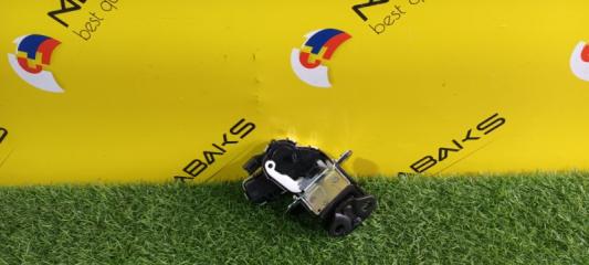 Замок 5-й двери MAZDA AXELA BLFFW PE-VPS G33M62310 2 ракурс