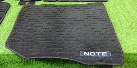 Коврики комплект NISSAN NOTE HE12 HR12DE 3 ракурс