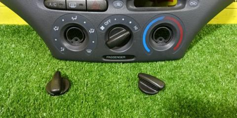 Блок управления климат-контролем TOYOTA VITZ NCP15 2NZ-FE 5541252020B0 2 ракурс