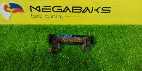 Ручка задней двери SUZUKI JIMNY JA22W K6A-T 82810-83000 2 ракурс