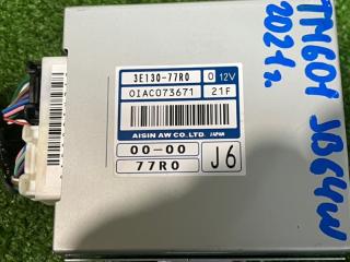 Электронный блок SUZUKI JIMNY JB64W R06A 3E130-77R00 4 ракурс