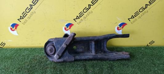 Рычаг правый передний NISSAN ATLAS P4F23 TD27 4 ракурс
