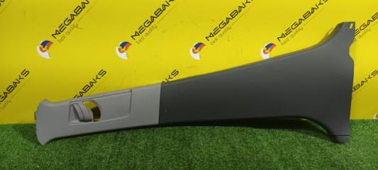 Обшивка стойки кузова левая TOYOTA PRIUS NHW20 1NZ-FXE 62420-47030  62414-47020 1 ракурс
