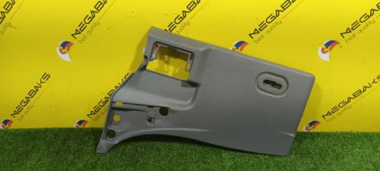 Накладка на стойку кузова левая TOYOTA HIACE KDH205 2KD-FTV 62414-26210 1 ракурс