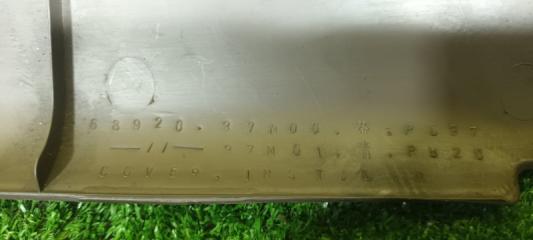Пластик салона NISSAN CARAVAN VRE24 TD27 4 ракурс
