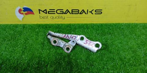 Петля капота левая TOYOTA HIACE REGIUS RCH41 3RZ-FE 2 ракурс
