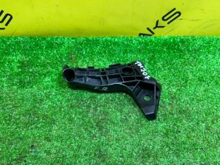 Крепление бампера правое переднее TOYOTA COROLLA FIELDER ZZE124 1ZZ-FE 52115-12420 1 ракурс