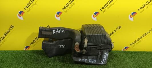 Корпус воздушного фильтра TOYOTA RAUM EXZ10 5E-FE 1 ракурс