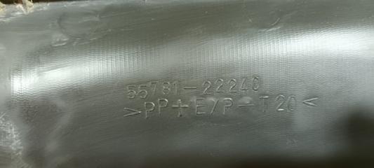Жабо TOYOTA MARK II JZX110 1JZ-FSE 3 ракурс