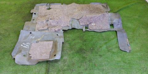 Ковер пола передний TOYOTA HIACE KDH205 2KD 58510-2J670 5 ракурс