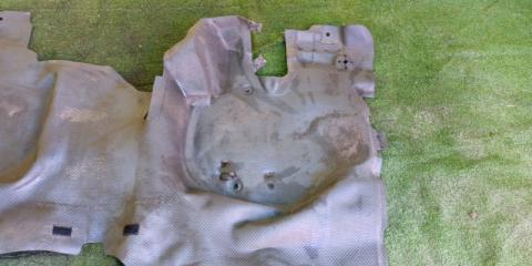 Ковер пола передний TOYOTA HIACE KDH206 1KD 58518-26C41 3 ракурс
