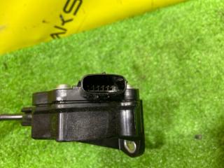 Педаль подачи топлива DAIHATSU TAFT LA900S KF-VE7 78110-B2160 3 ракурс Педаль подачи топлива DAIHATSU TAFT LA900S KF-VE7 78110-B2160 3 ракурс