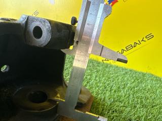 Кронштейн рессоры задний TOYOTA TOYOACE XZU424 N04CT 48474-37140 4 ракурс