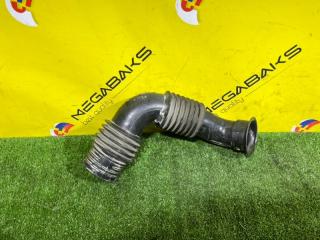 Патрубок воздушного фильтра TOYOTA PROBOX NCP50 2NZ-FE 17751-21180 2 ракурс