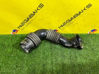 Патрубок воздушного фильтра TOYOTA PROBOX NCP50 2NZ-FE 17751-21180 3 ракурс