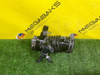Патрубок воздушного фильтра TOYOTA VITZ NCP91 1NZ-FE 17880-21091 2 ракурс