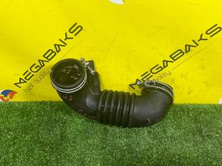 Патрубок воздушного фильтра TOYOTA PROBOX NCP51 1NZ 17881-21010 2 ракурс
