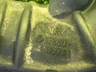 Патрубок воздушного фильтра TOYOTA PROBOX NCP51 1NZ 17880-21060 4 ракурс